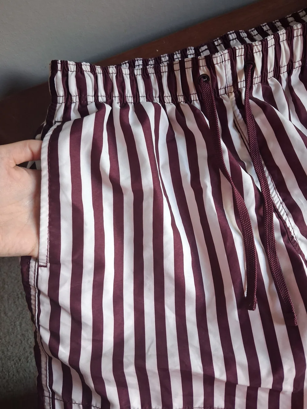 H&M Men's Vertical Stripe Swim Trunks in Maroon and White